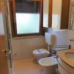 Modern With Balcony 비비오네